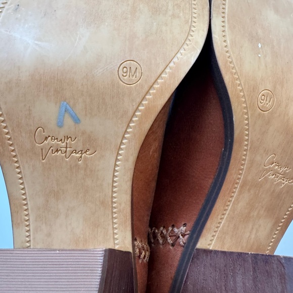 Crown Vintage Firiat Bootie size 9 Color Cognac NWOT - Picture 8 of 12